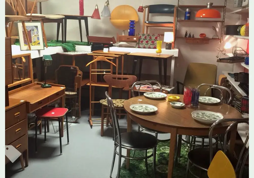 Bild på Bättre Begagnat Hudiksvalls antik & Second Hand