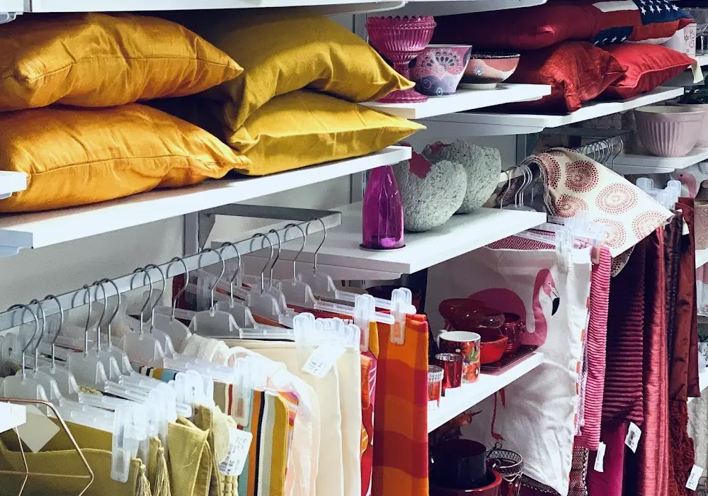 Bild på Busfrö Second Hand Linköping