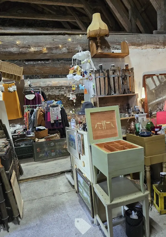 Bild på Fröken Larsson Vintage, Antikt & Secondhand