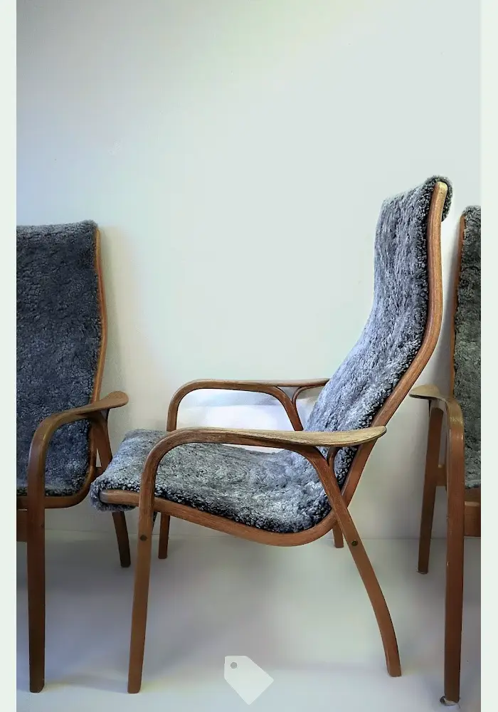 Bild på Möbliva - Vintage & omklädda möbler