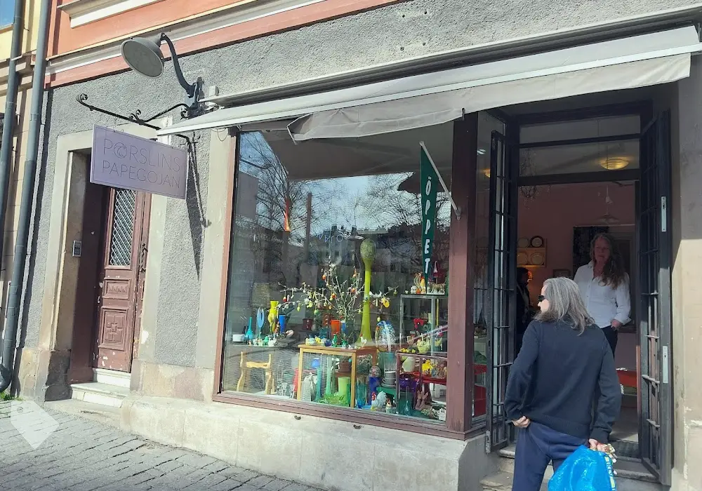 Bild på Porslinspapegojan