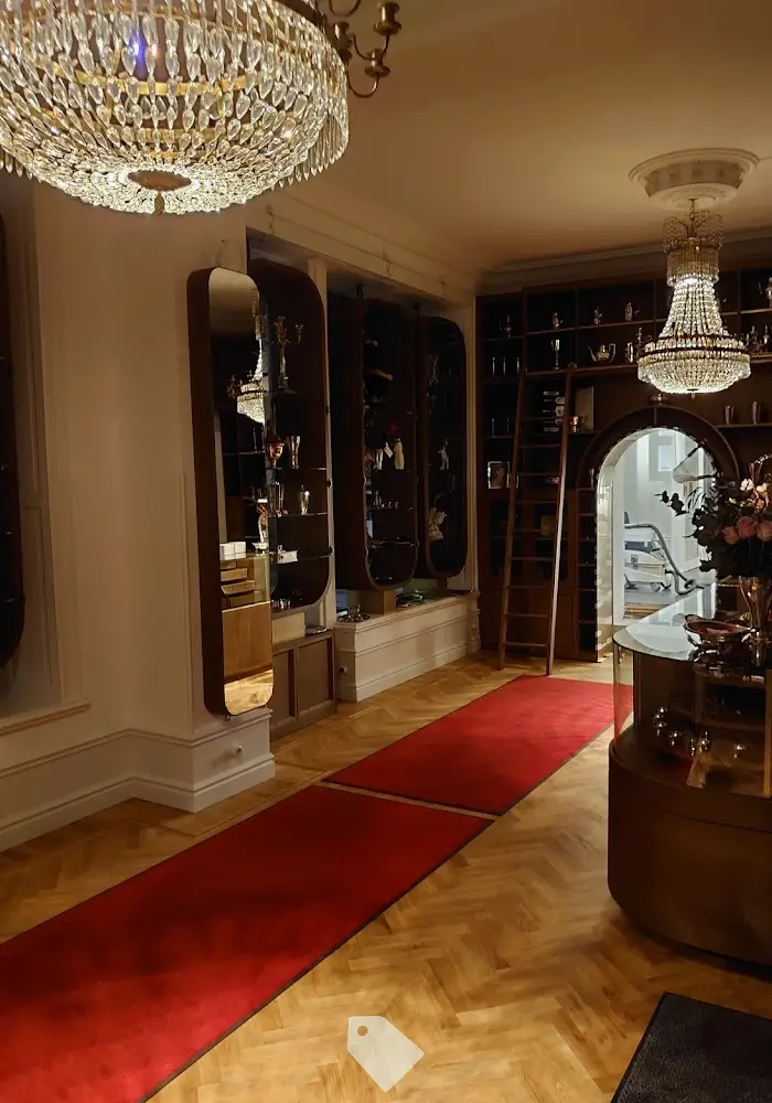 Bild på Ribbhagen & Sørsand Antik