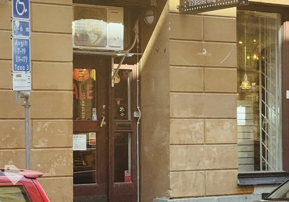 Bild på These Go To 11